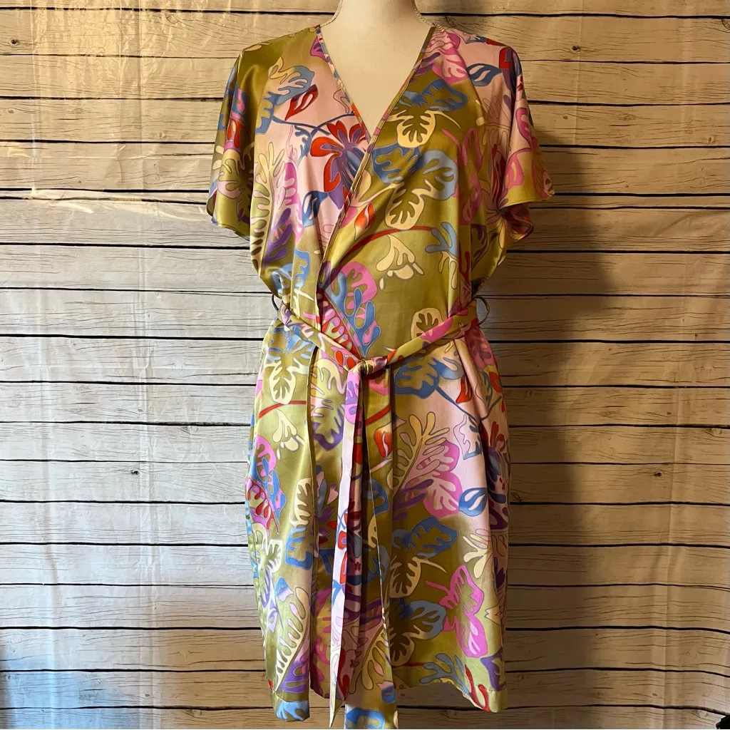 Cruz Natori Floral Short Sleeve Robe Satin Loungewear Green Silky Size Small - Image 2