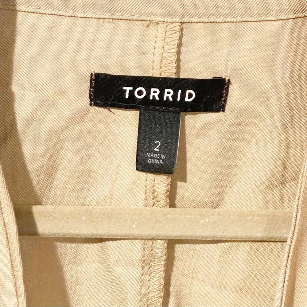 Torrid Plus Size 2X Tan Twill Draped Front Jacket Tab Sleeve Open Front Camel - Image 4