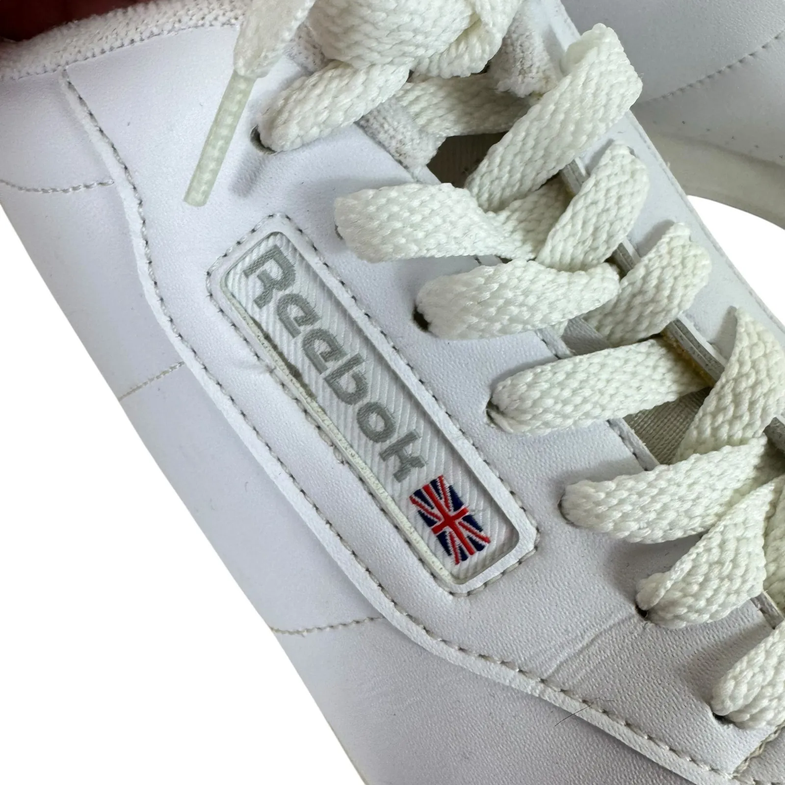 Reebok Classic White Lace Up Sneakers Athletics Running Gym Women's Size 8.5 - Image 2