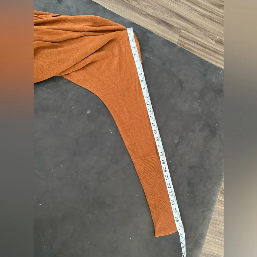 FOREVER 21 contemporary cropped wrap top/ cardigan - Image 9