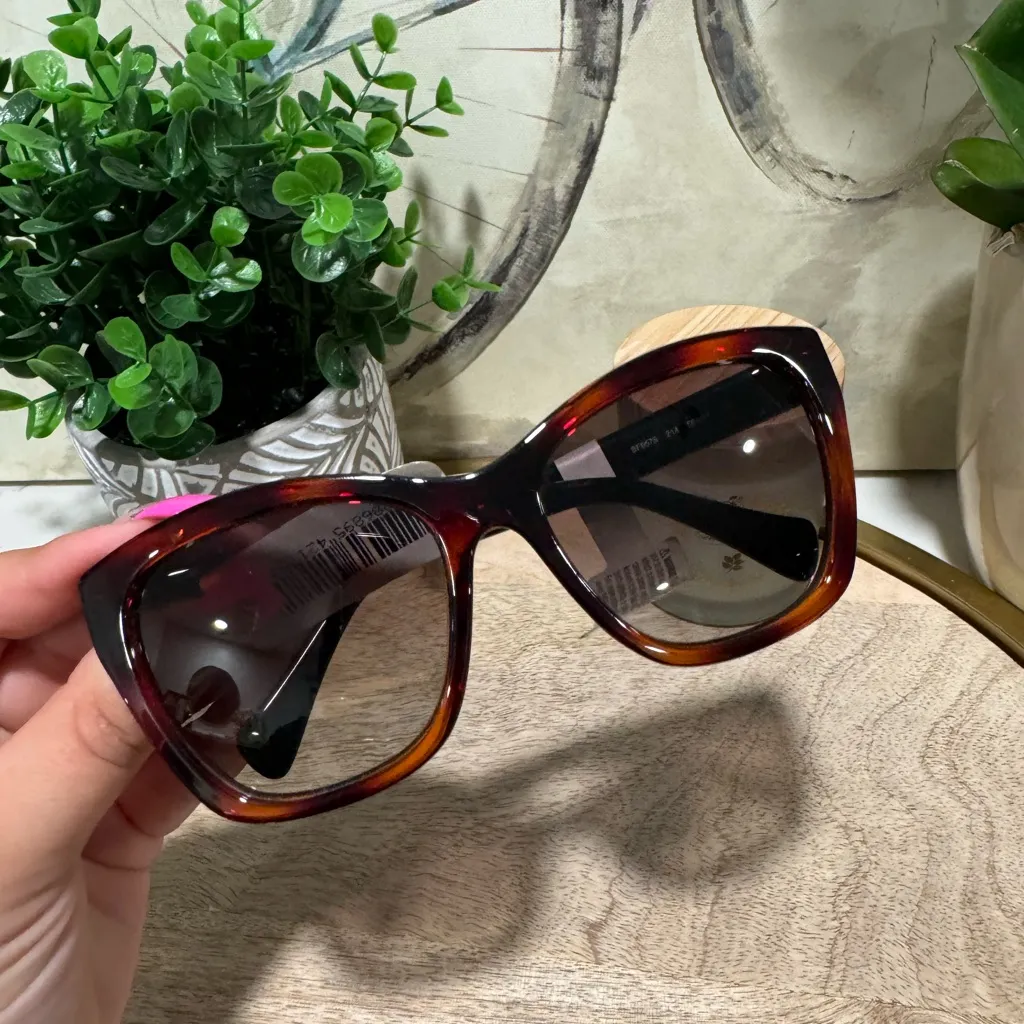 SALVATORE FERRAGAMO brown cat eye sunglasses π¦ - Image 11