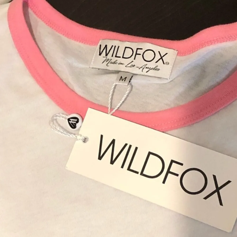 WILD FOX Pink Contrast Trim Thinking About Going To The Gym Slogan Tee Sz MD NWT - Image 3