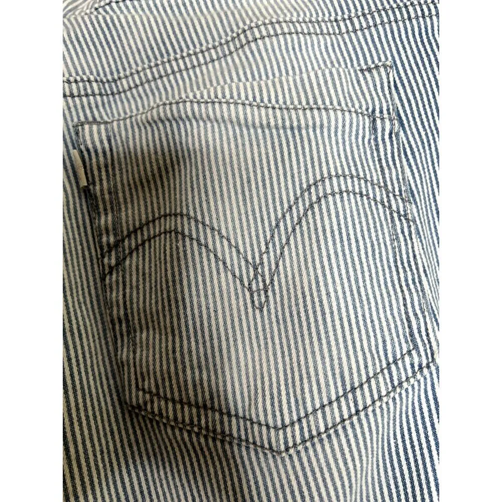 Levis women's size 12 cropped pinstripe jeans blue & white straight leg - Image 5
