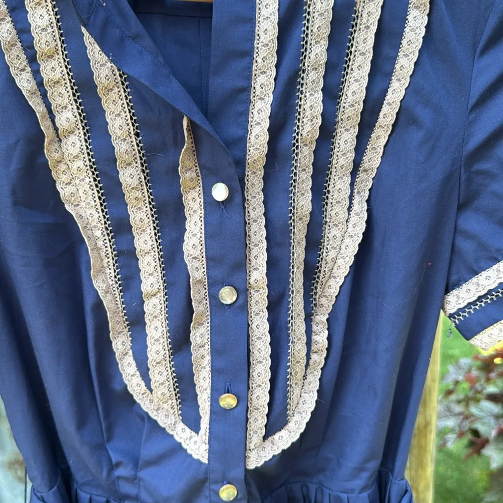 Vintage Betsey Johnson Short Sleeve Navy Shirt Dress with Tan Details - Image 5