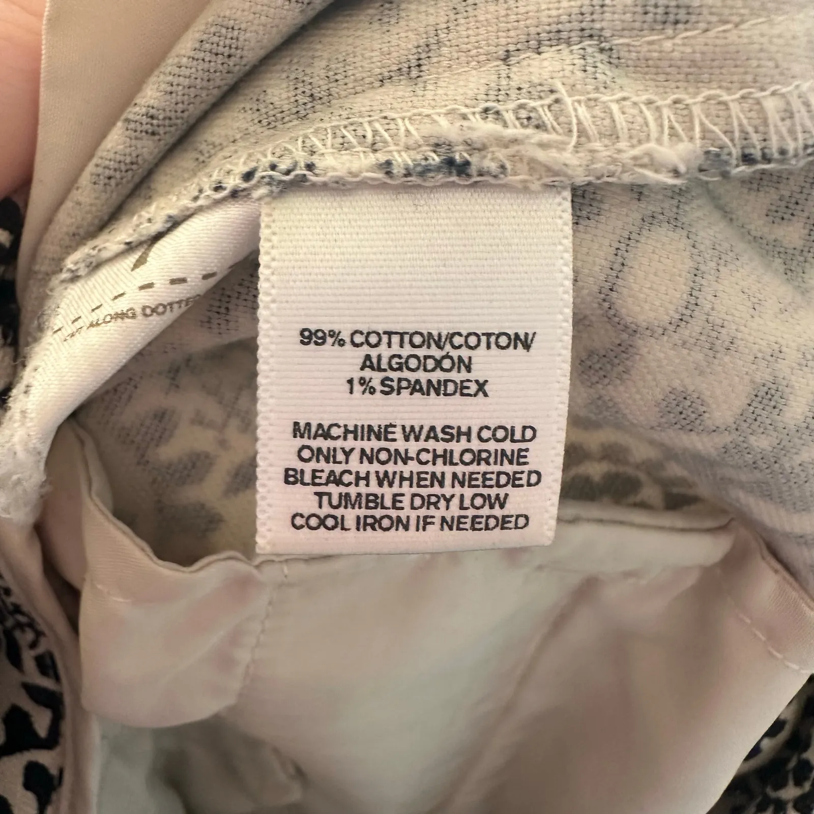 LOFT Floral Pattern Julie Capris Size 0P - Image 9