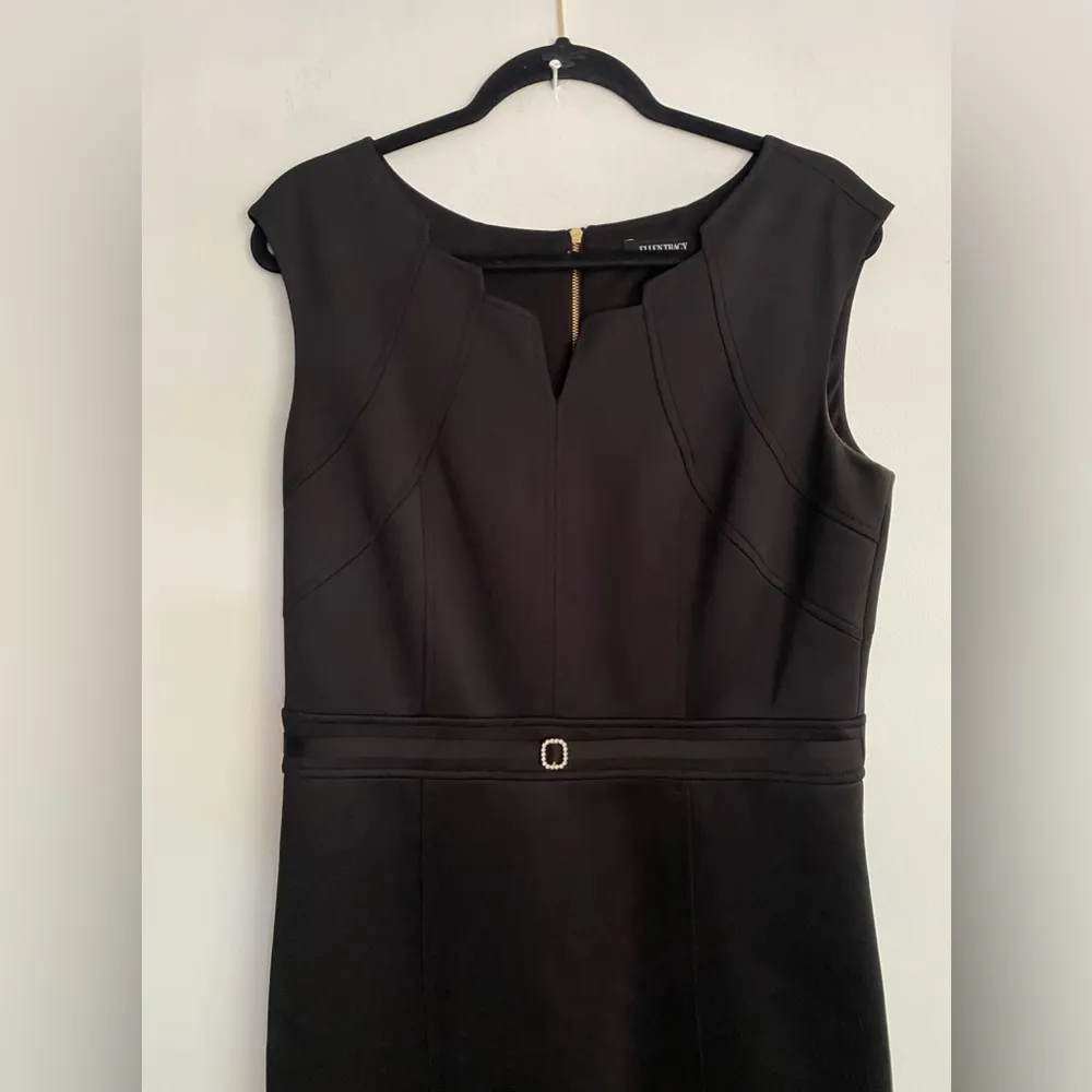 Ellen Tracy Black Cocktail Sheath Dress Holiday Evening Knee Length V Neck Sz 10 - Image 2
