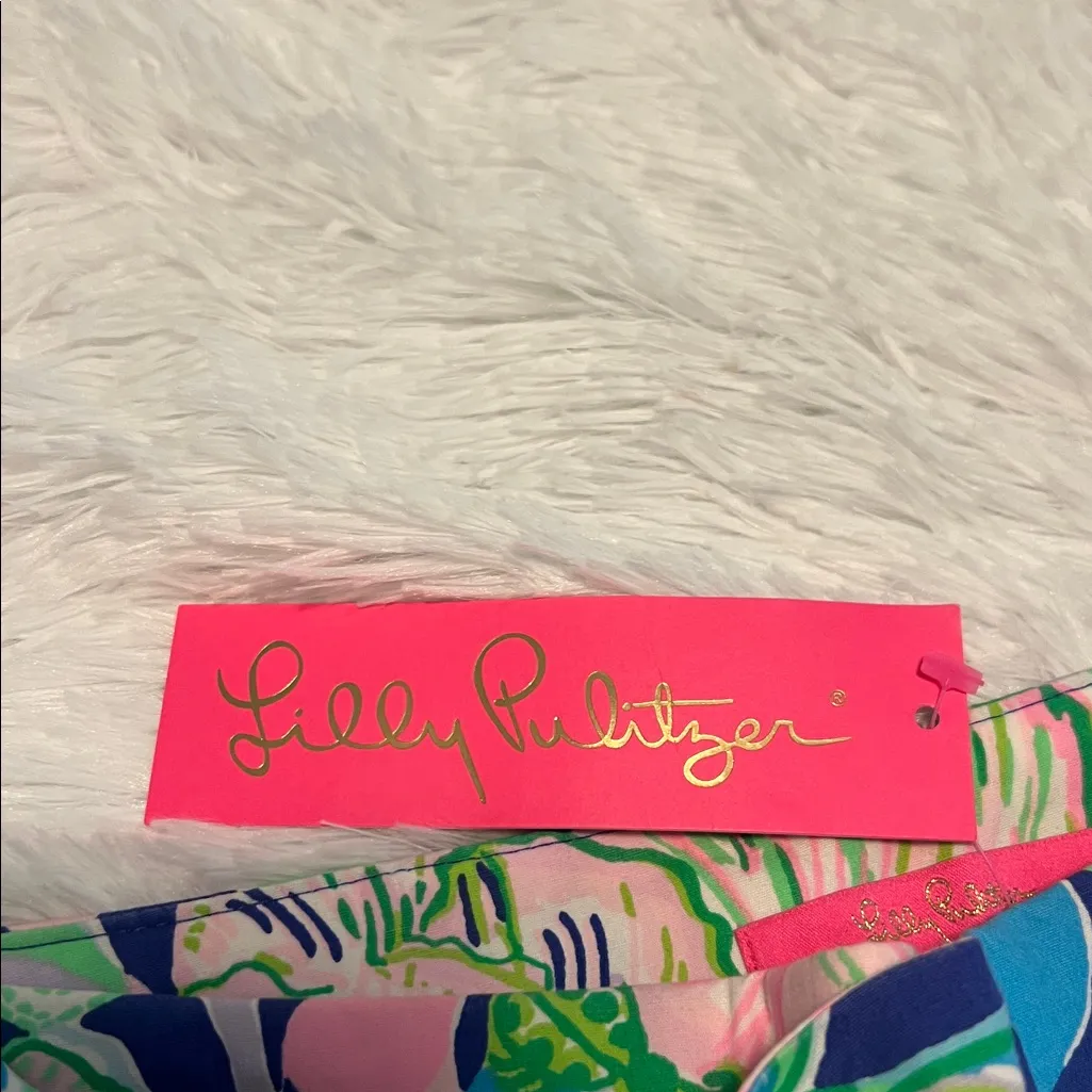 Lilly Pulitzer Shorts Womens Kaden Stretch Short Beak Calm Carry On 
NWT - Image 2
