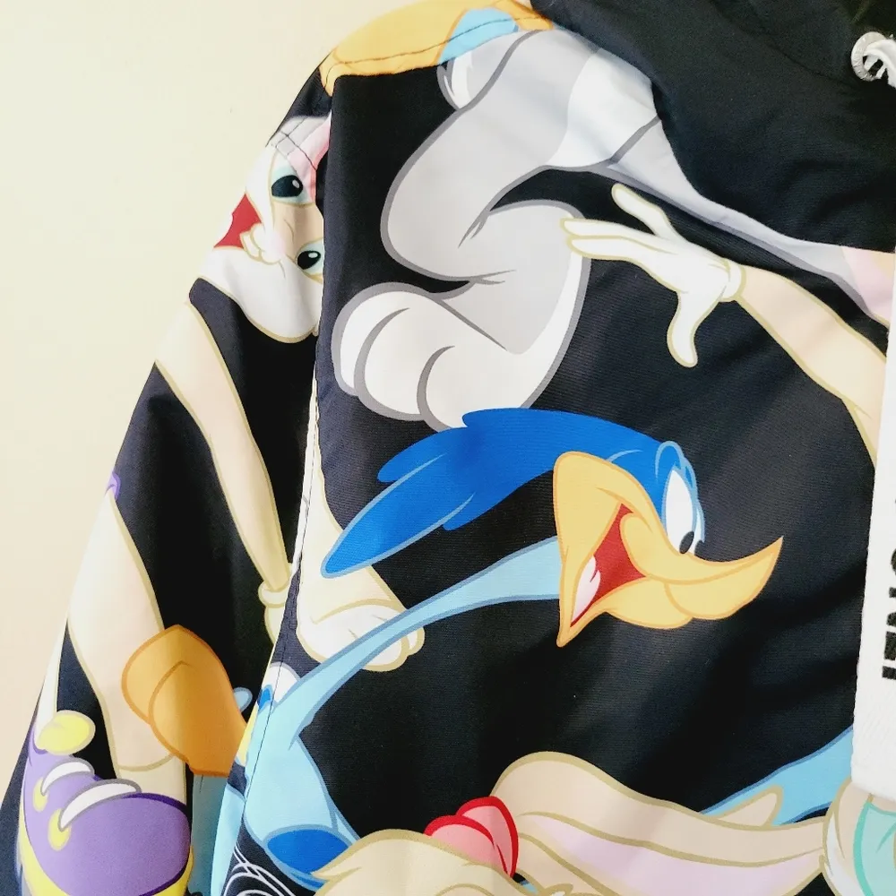 Members Only looney tunes windbreaker size small - Image 4