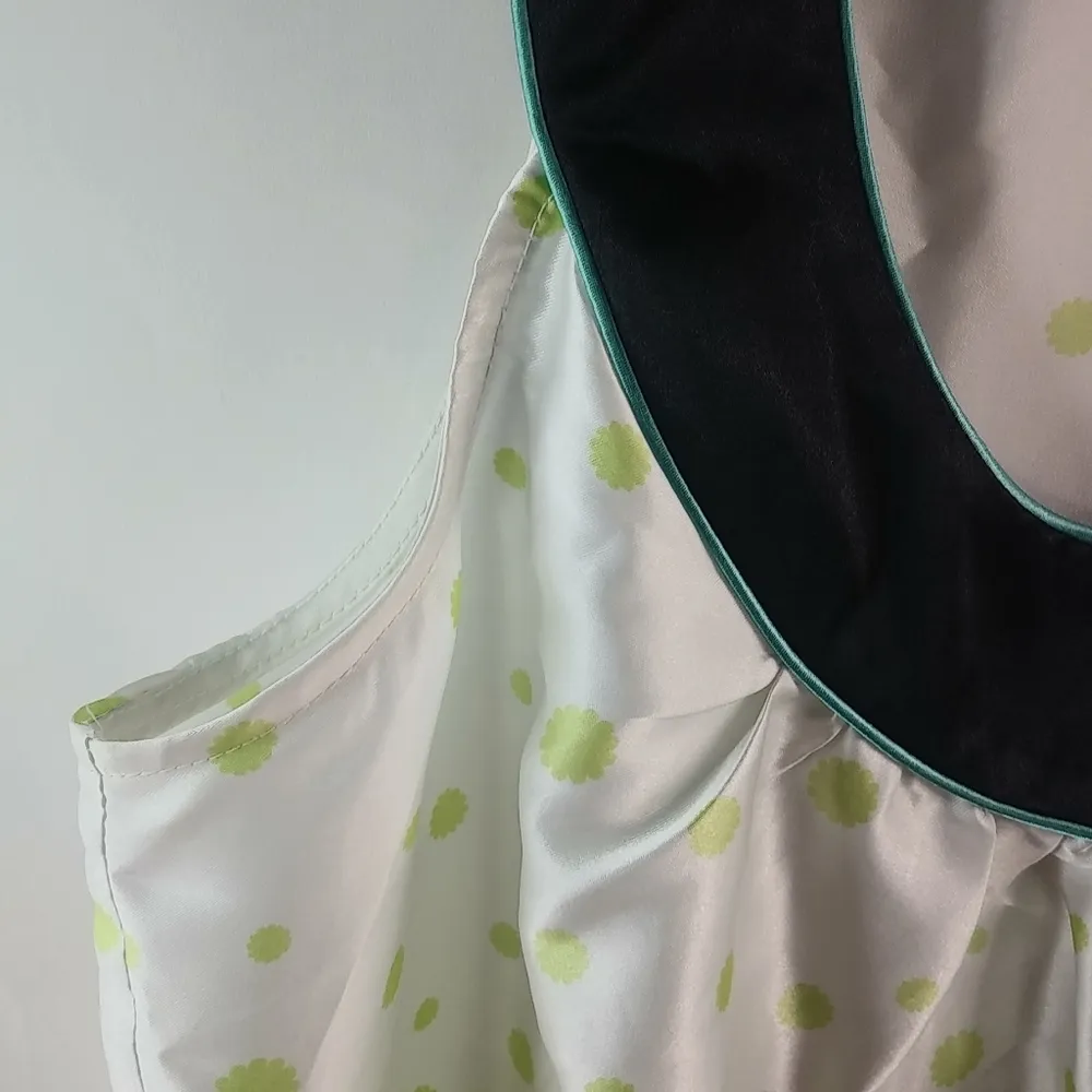 Buyer BWear L Turquoise Lime Satin Sleeveless Top Green Size L - Image 3