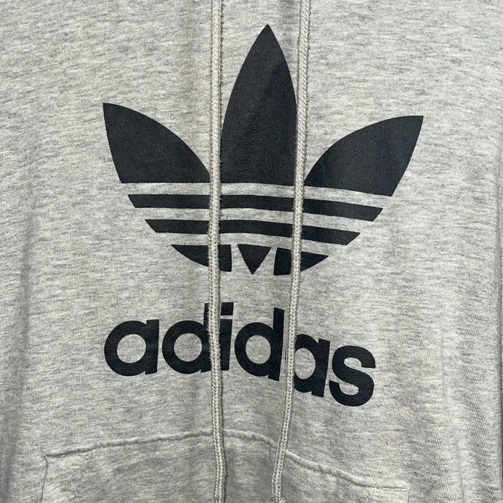 ♠️Adidas Gray Hoodie with Black Logo - Image 2