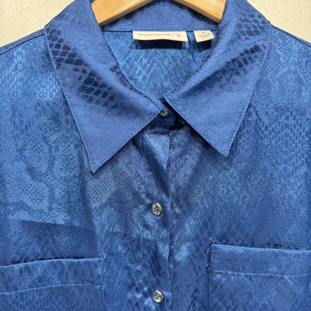 Royal Blue Snakeskin Textured Long Sleeve Button Front Tunic Size M - Image 5