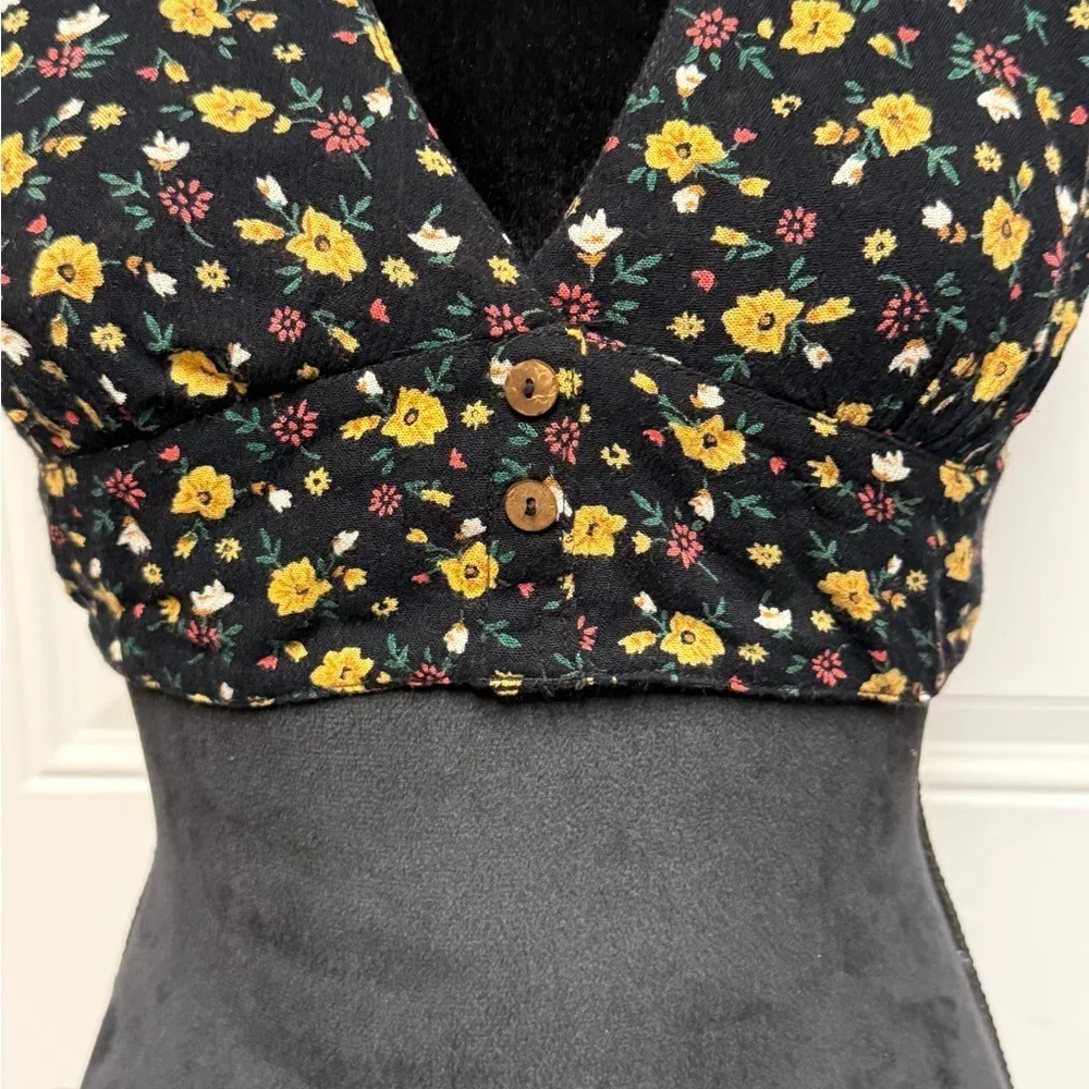 Urban Outfitters Out From Under Black Floral Crop Top Bralette Halter Tie Small - Image 5