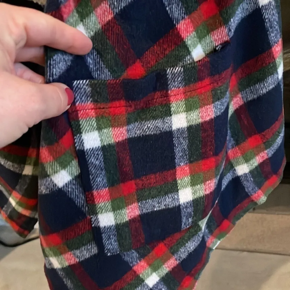 Hem & Thread plaid vest with Sherpa lined collar sz M/L blue green red white - Image 3