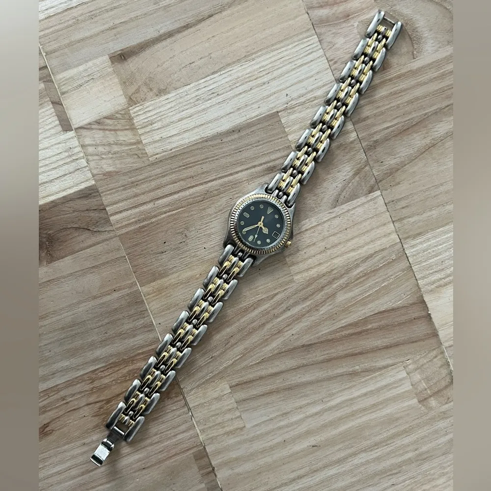 Citizen Ladies Watch Vintage Two Tone Bracelet New Crystal Blue Round Dial Date - Image 5