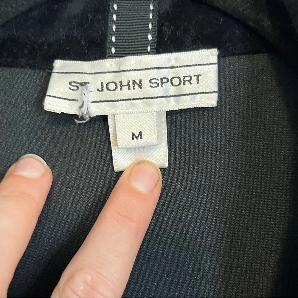 St. John's Sport Black Velvet Jacket With Ribbon Detail Sz Medium Gold - Image 2