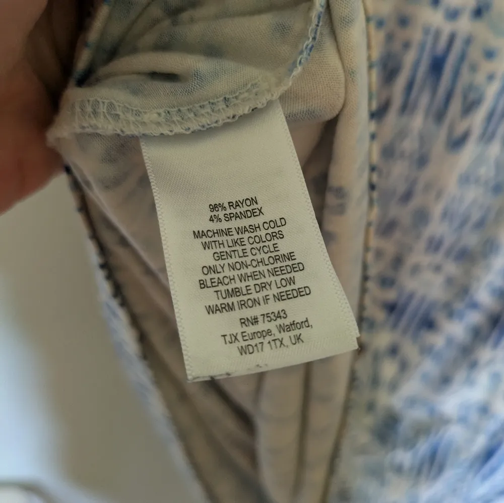 Cynthia Rowley Maxi Skirt Blue White Pattern Small - Image 3