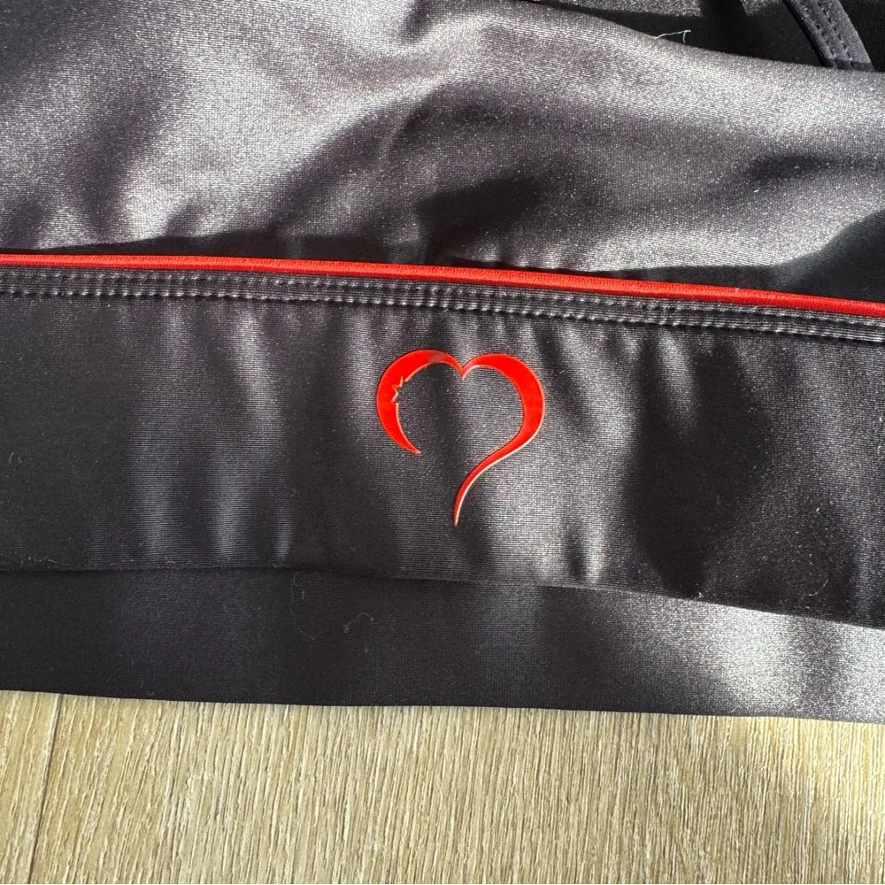 Zyia Active Black Sports Bra with Red Trim - Image 4