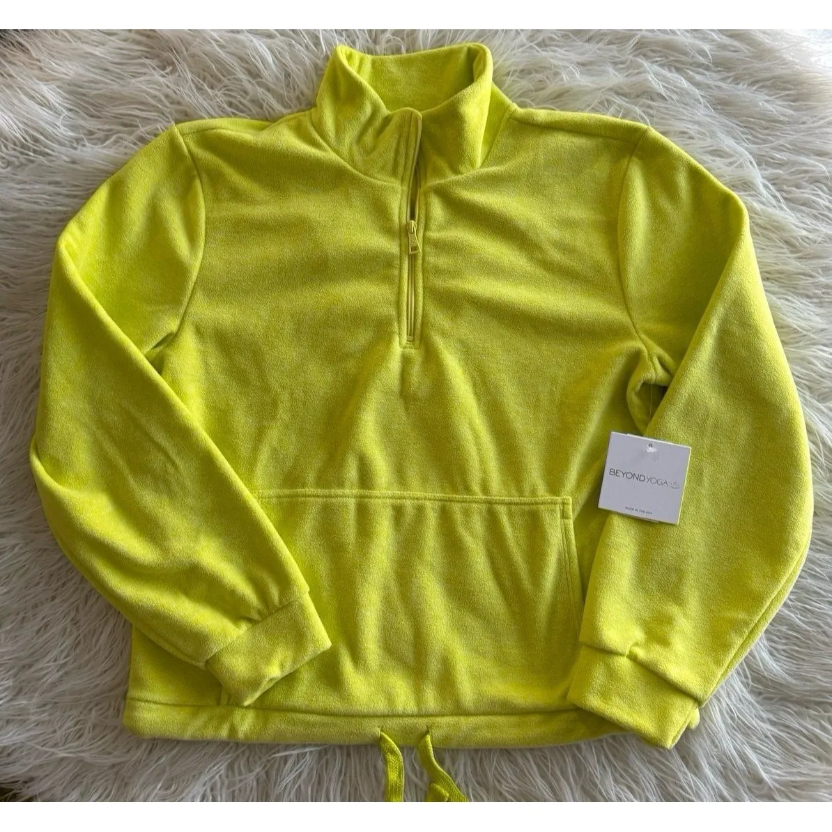 Beyond Yoga  New Terrain Pullover True Chartreuse Size Medium - Image 2