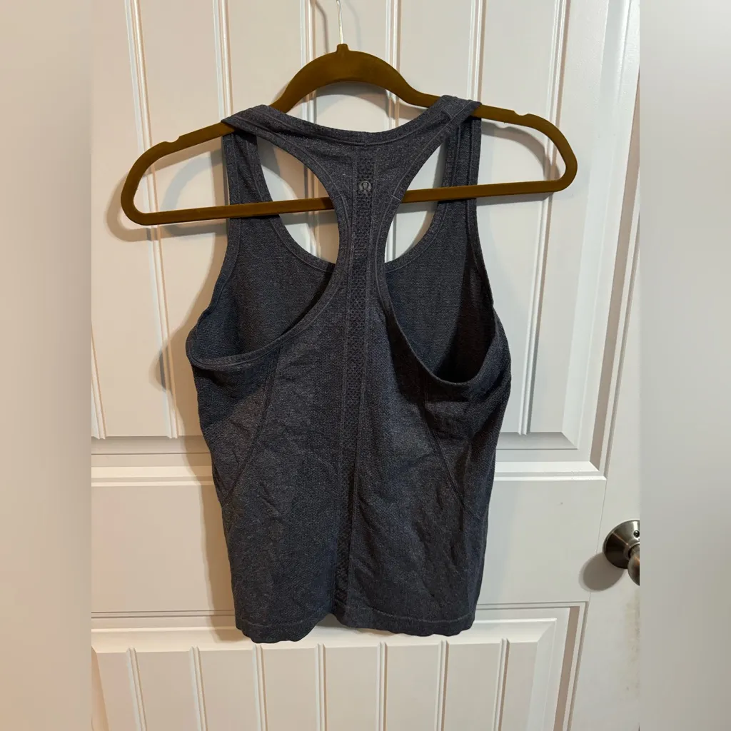 Lululemon Run: Swiftly Tech Racerback Heathered Cadet Blue/Gray - Image 5