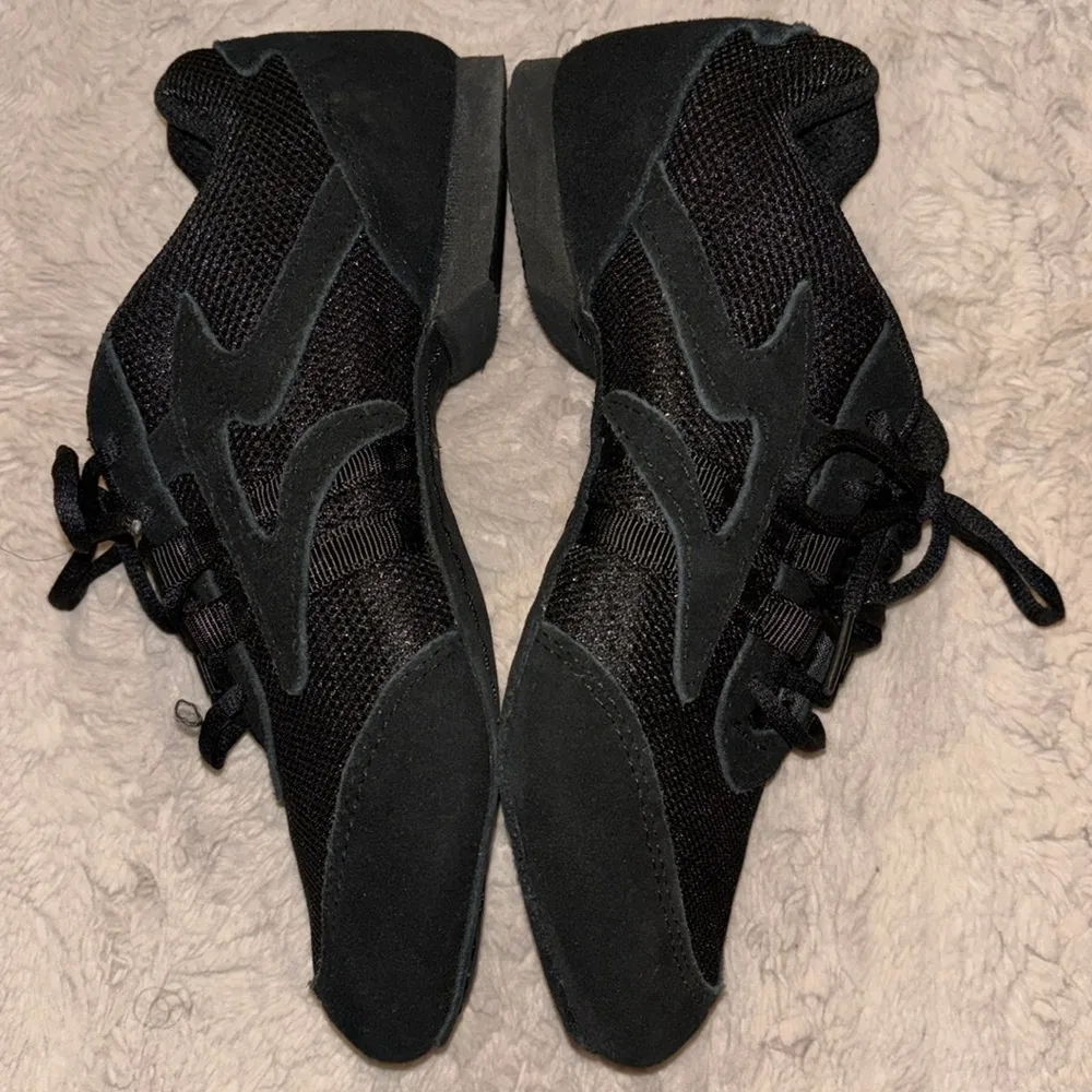 Dance Shoes • 7 M • skazz sansha - Image 6