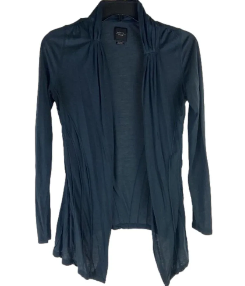 Anthropologie  Pleated Charcoal Gray Lightweight Wrap Size Extra Small - Image 3