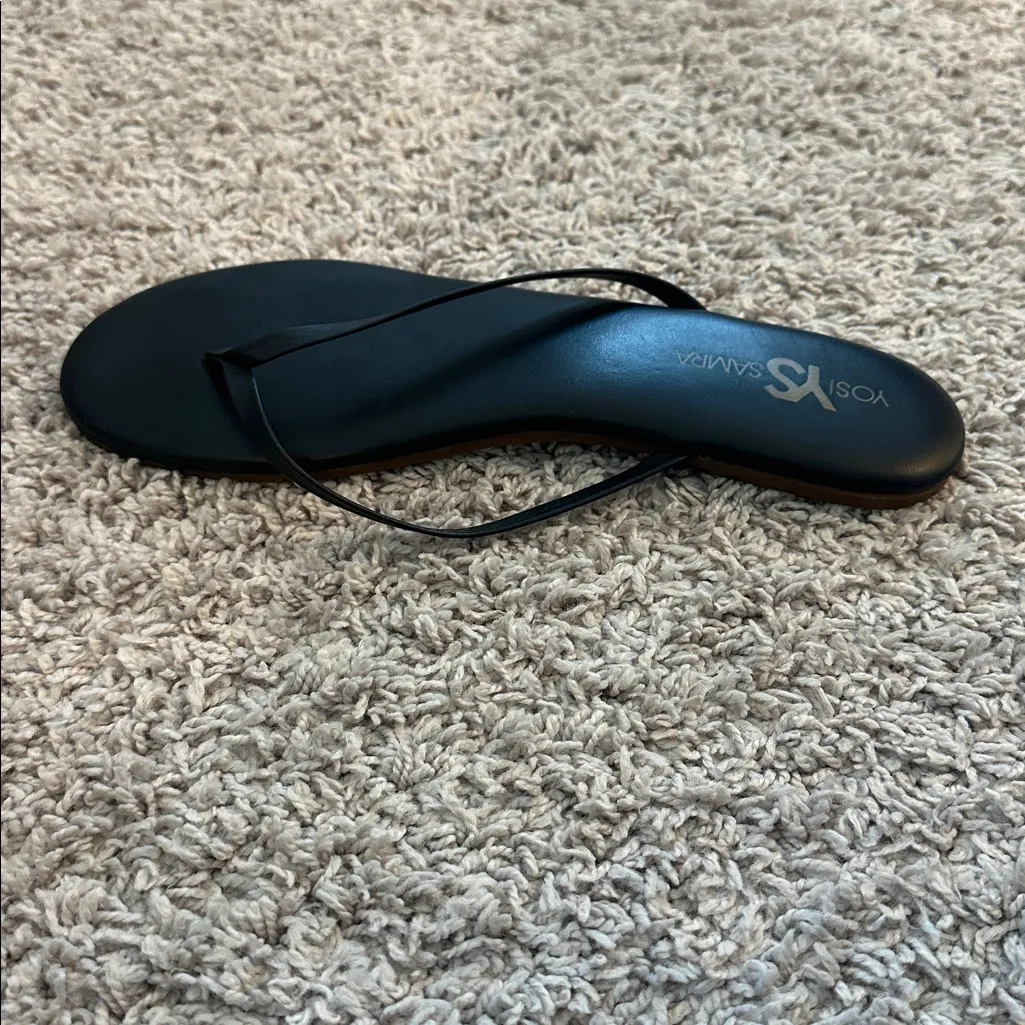 Yosi Samra Black thin strap flip flops Sz 9 - Image 5
