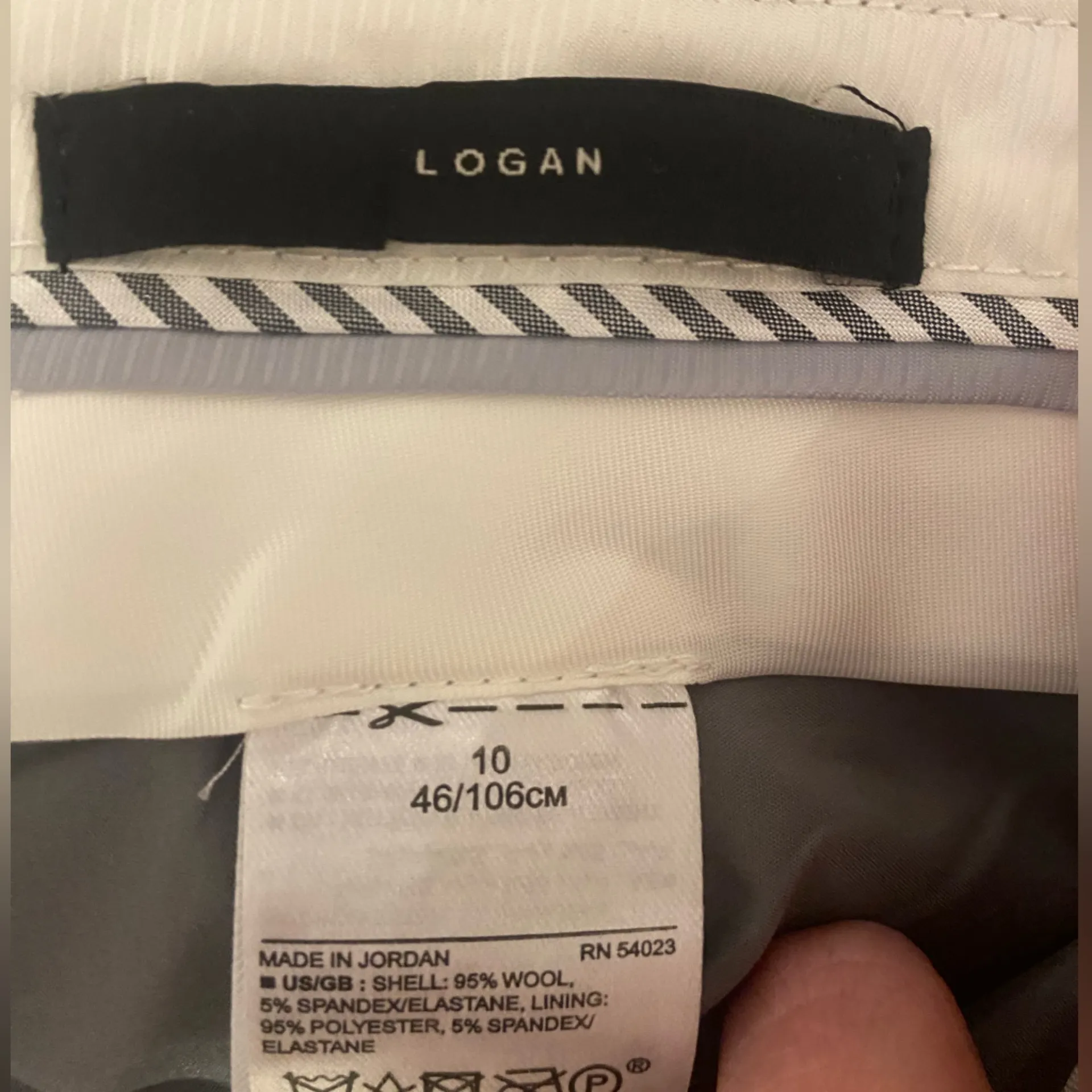 Banana Republic LOGAN TROUSER-FIT LIGHTWEIGHT WOOL PANT Size 10 - Image 6