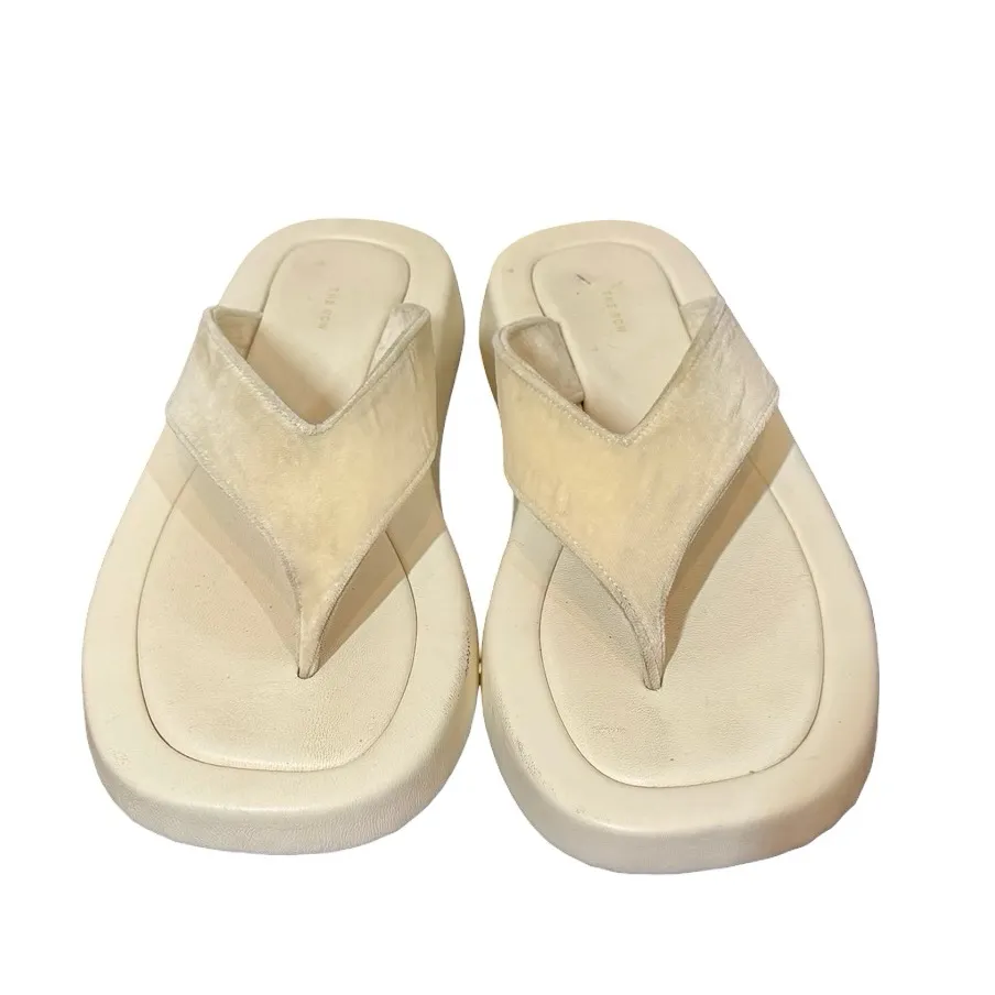 The Row Ginza Leather and Velvet Platform Flip Flops in Off White Sz:38/US8 - Image 7