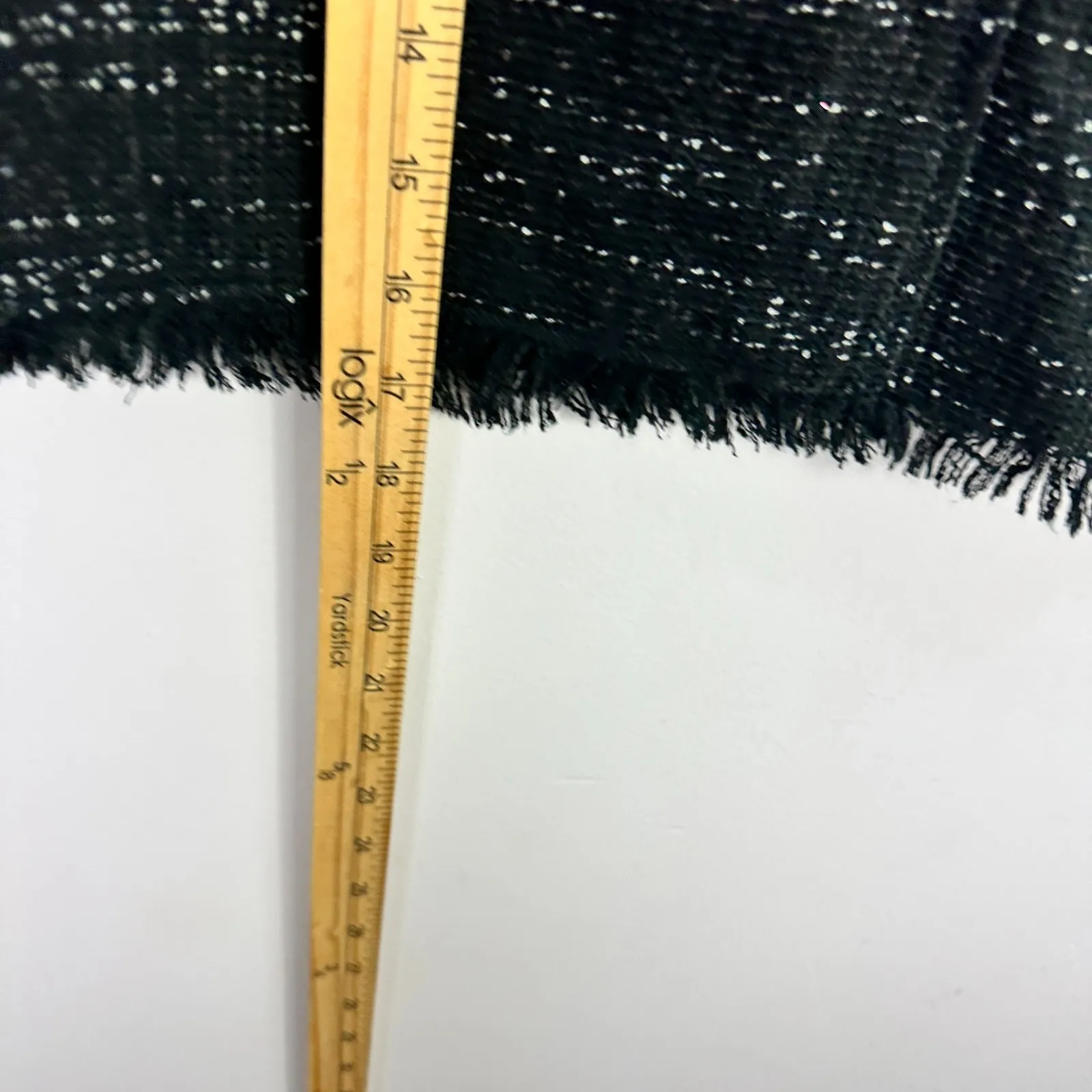 LOFT Skirt 2‎ Black Bouclé Tweed Mini Fringed Hem Pocket Mod Retro Indie Sleaze - Image 2