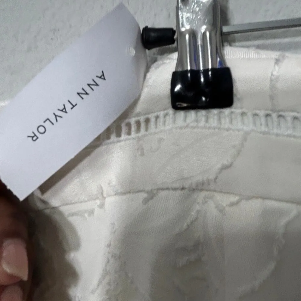 NEW Ann Taylor Applique Soft Ivory Skirt Faux Wrap Lightweight Dainty Size 12 - Image 5