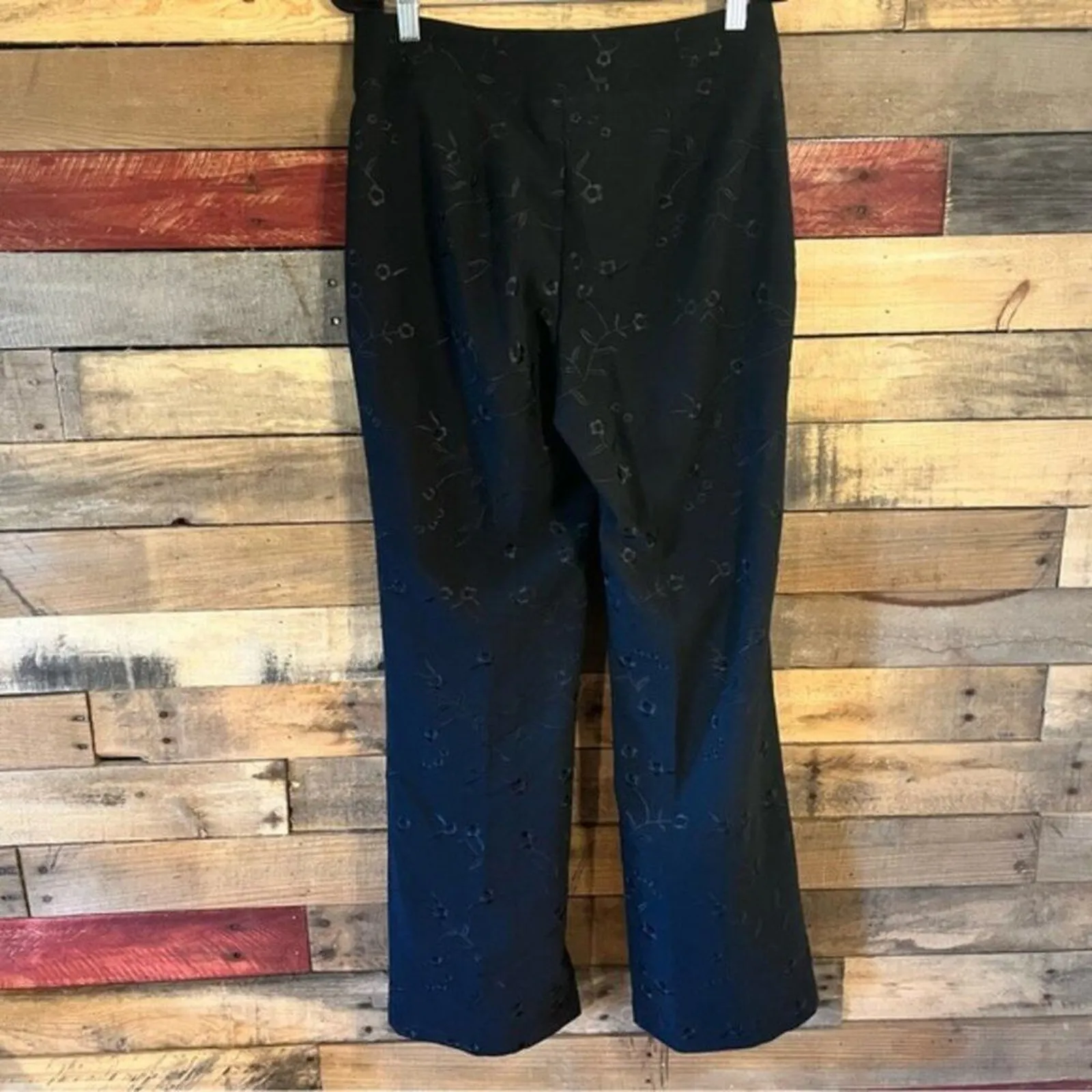 Versailles New York‎ Black Embroidered Floral Dress Pants Size 8 - Image 2