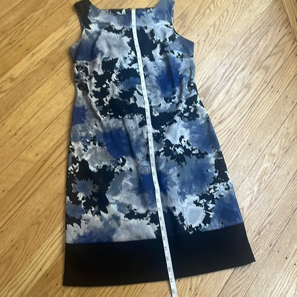 AB Studio Blue Black Floral Sleeveless Sheath Shift Dress Size 2 Work Party - Image 3
