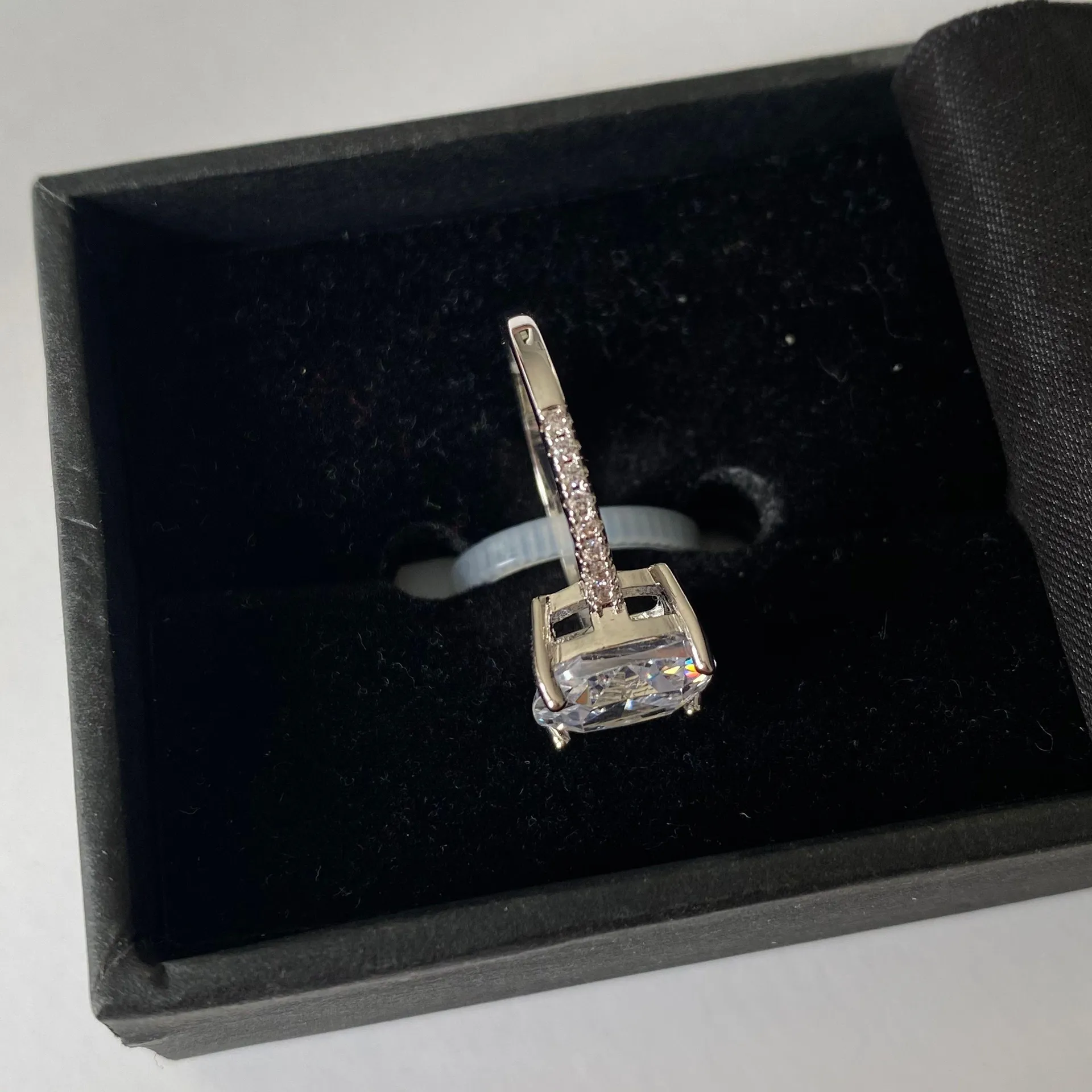Square Shaped “diamond” Ring Silver - Image 5