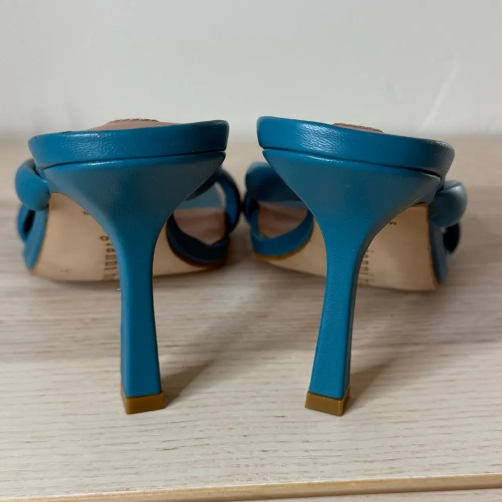Gianni Bini Bement Leather Tubular Thong Dress Mules size 8 blue - Image 4