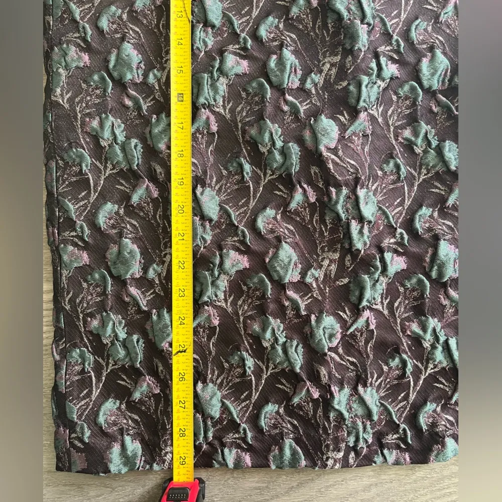 NWT MARGE Clothing Elise Textured Jaquard Pencil Skirt Silk Size 12 Women’s - Image 11