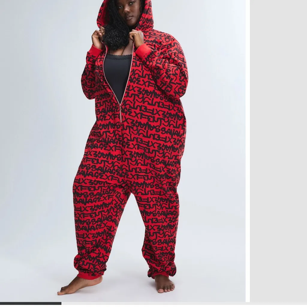 Savage X Fenty By RIHANNA HOODED ONESIE Red Black Graphic Jumpsuit Size 22 - Image 4