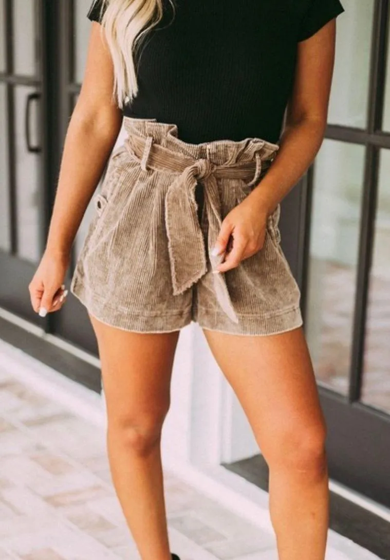 These Three high waisted shorts - Image 3
