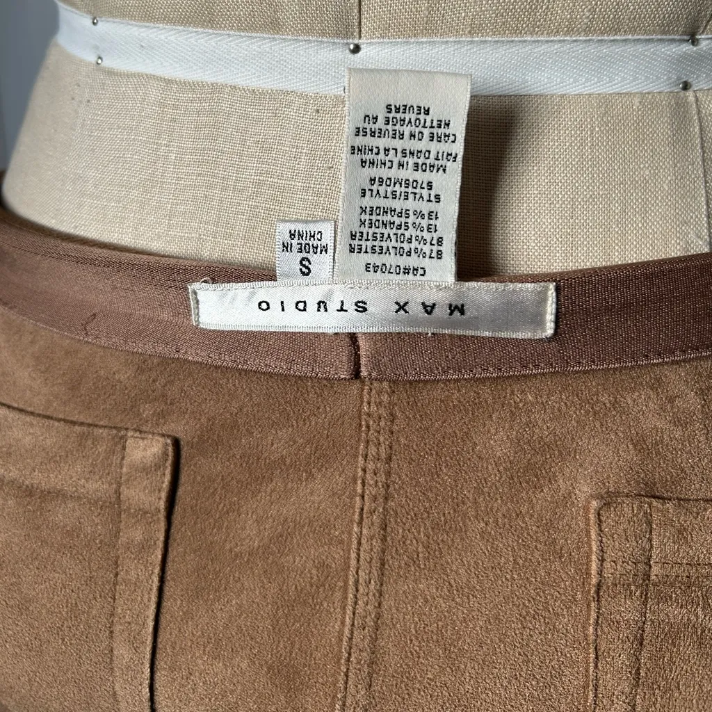 Max studio Brown faux suede skinny pants with zipper pocket detail #fauxsuede - Image 4