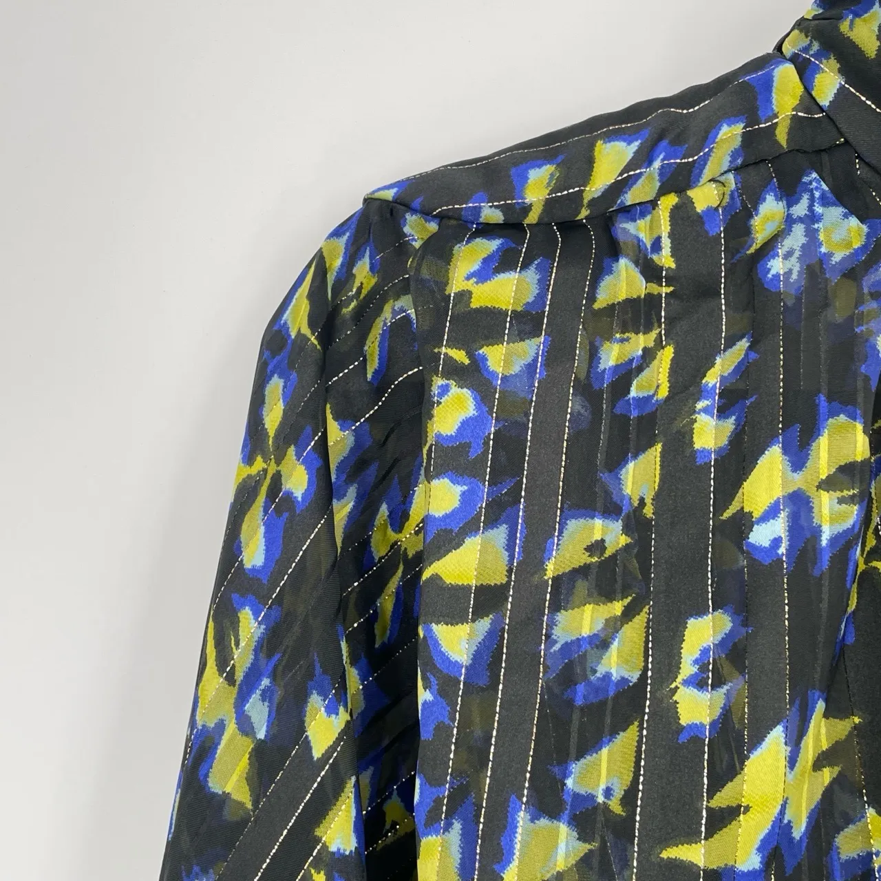 Elan Mockneck Coquette Old Money Pleated‎ Puff Sleeve Backless Crop Top Medium - Image 3