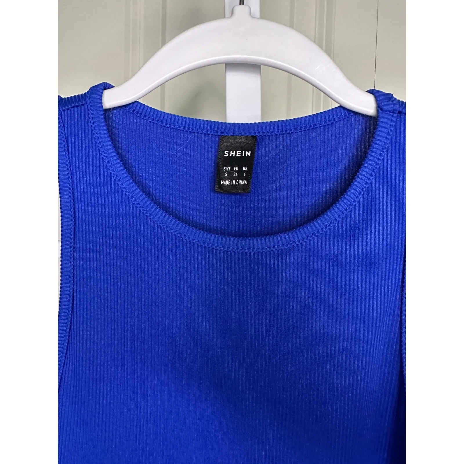 Royal Blue‎ Sleeveless Ribbed Cropped Tank Top - Women's Casual Summer Essential - Image 2