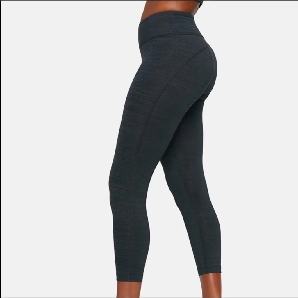 Outdoor Voices Tech Sweat Crop Flex Leggings Size Medium - Image 2