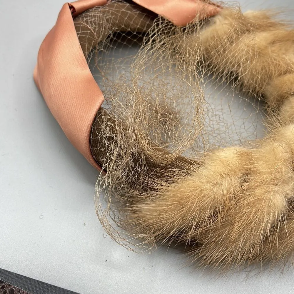 Vintage 1960’s tan Mink pill box Champagne satin ribbon with veil cage Brown - Image 7