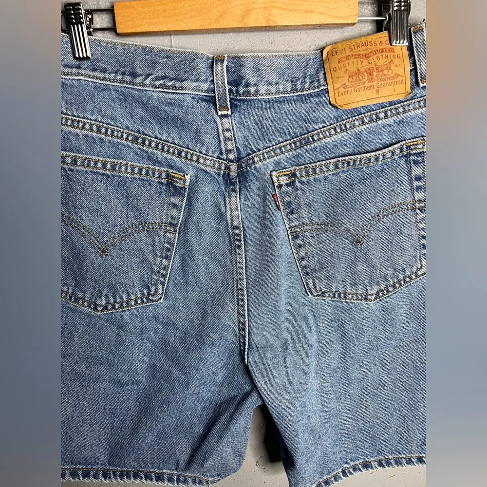 Vintage Levis Shorts Women's 16 Regular Red Tab Denim Mom Jeans Y2K 2000 - Image 5