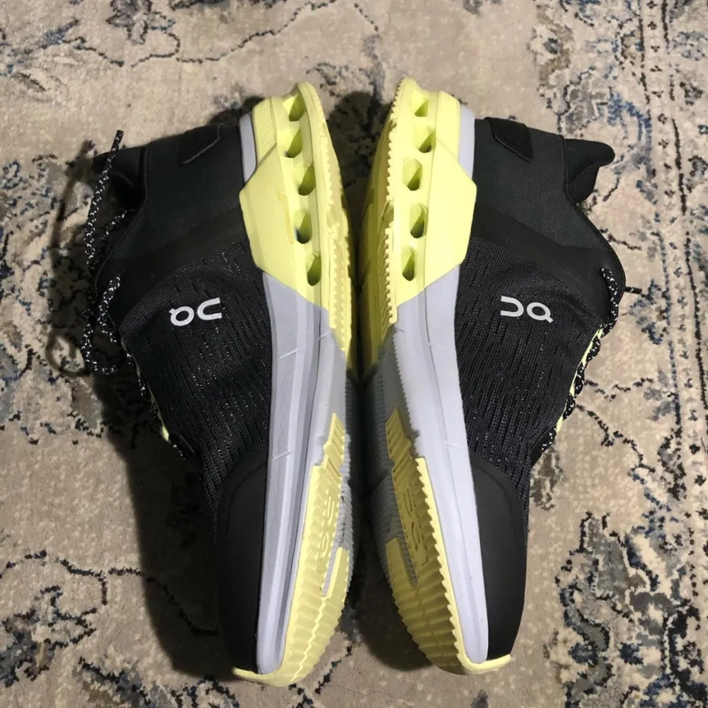 On Cloudnova Flux Running Sneakers Blue Size 8 - Image 6