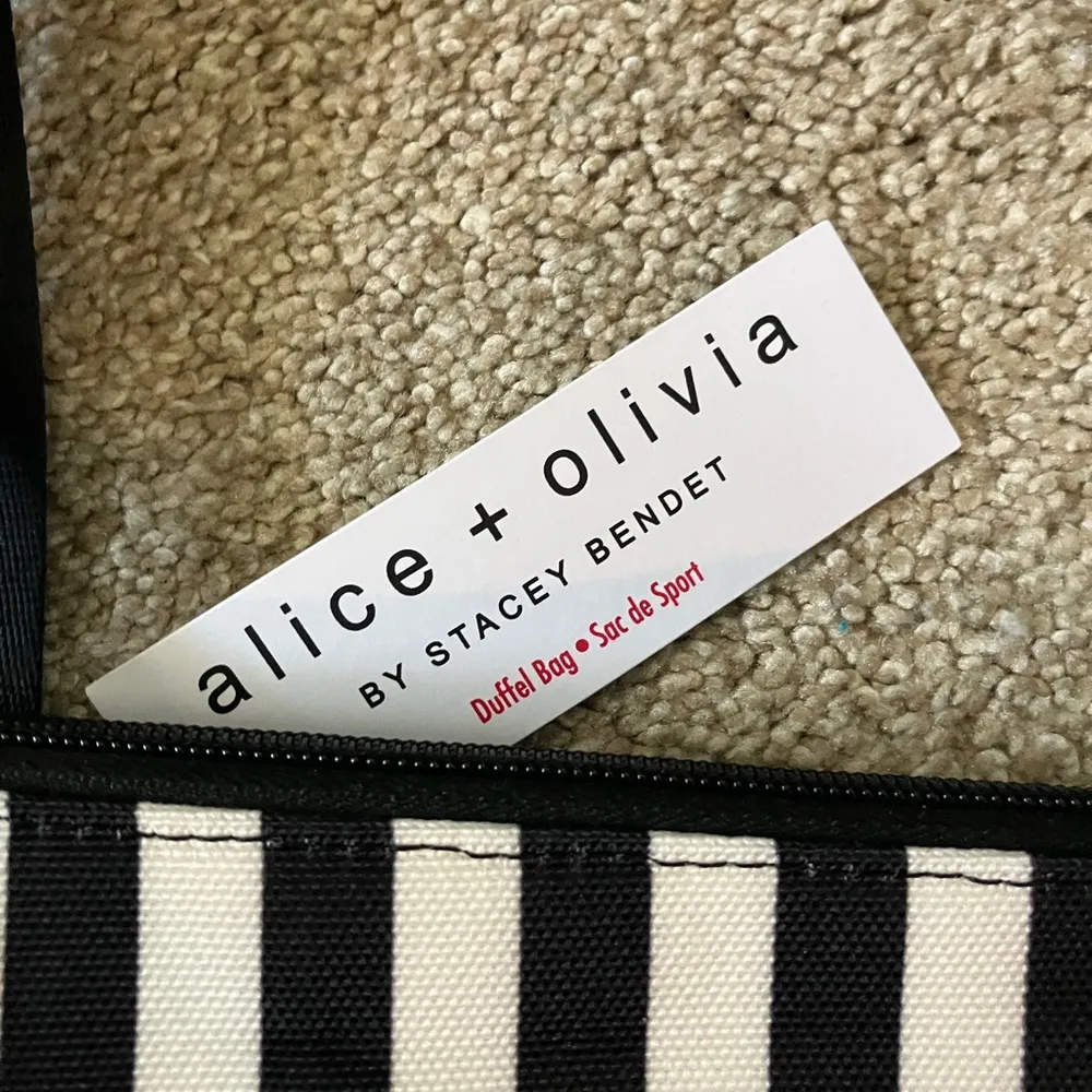 Alice & Olivia By Stacey Bendet Black & White Striped Duffel Bag NWT - Image 6