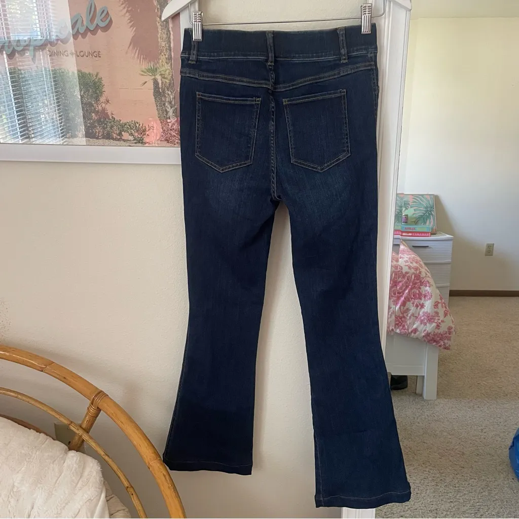 Spanx SPANXshape EveryWear Flare Jeans in Midnight Shade Size Small - Image 8