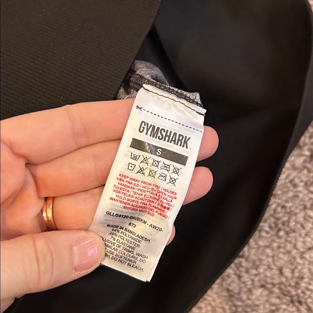 Gymshark Adapt Ombre Seamless Shorts & Fabletics PureLuxe biker shorts bundle! - Image 5