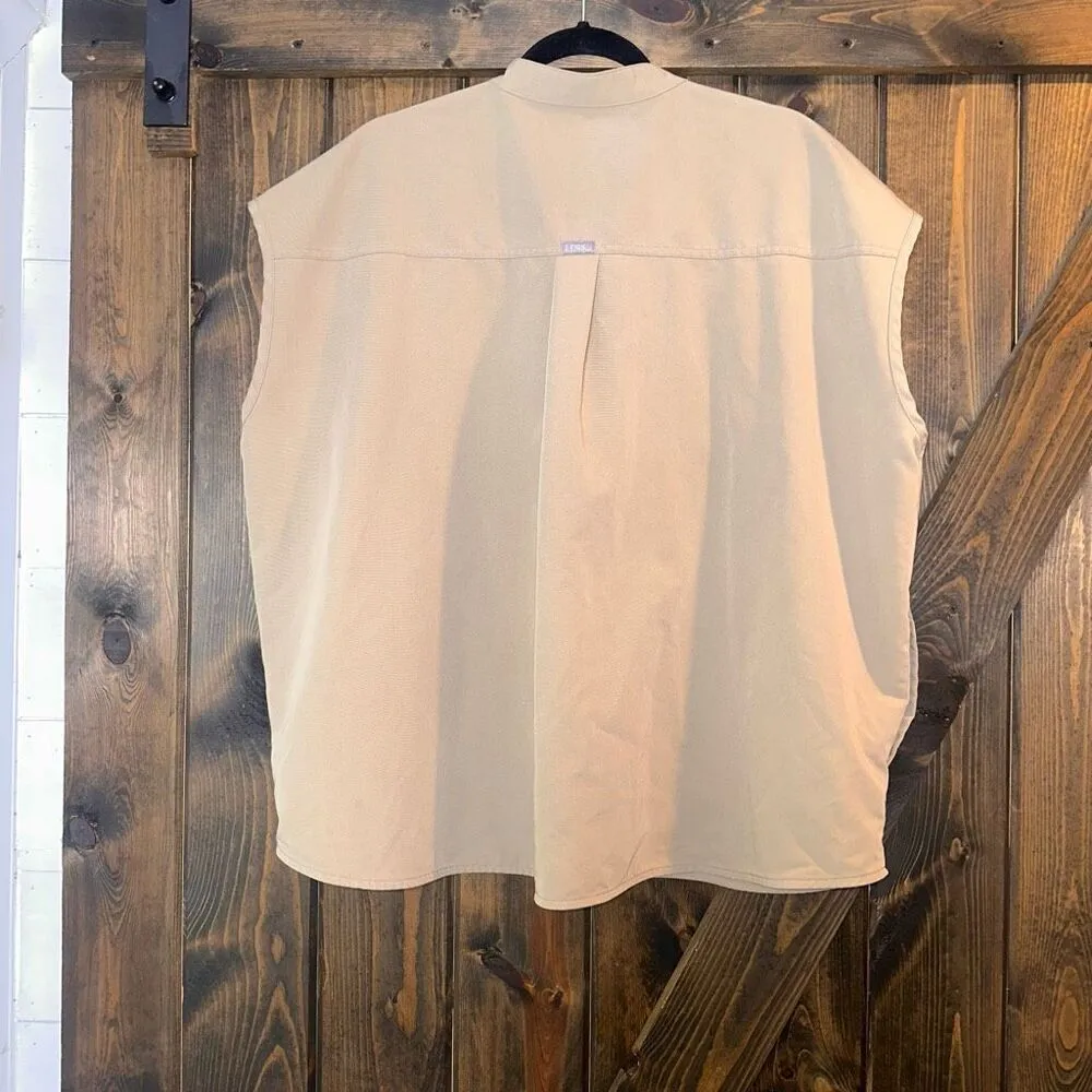 NWOT FIGS Rafela Scrub Top - Image 2