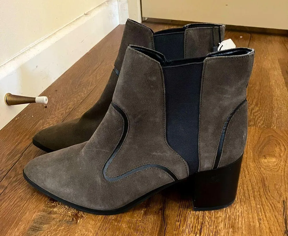 Zara Woman Dark Grey Suede Ankle Boot - Image 5