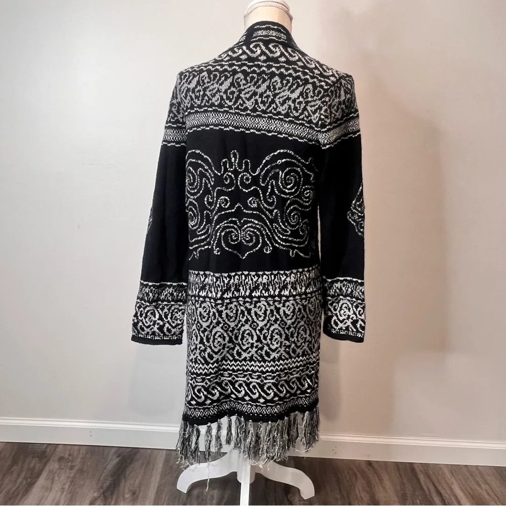 Chico's Long Fringe Bottom Women's Cardigan Size 1 SKU#C24355 - Image 5